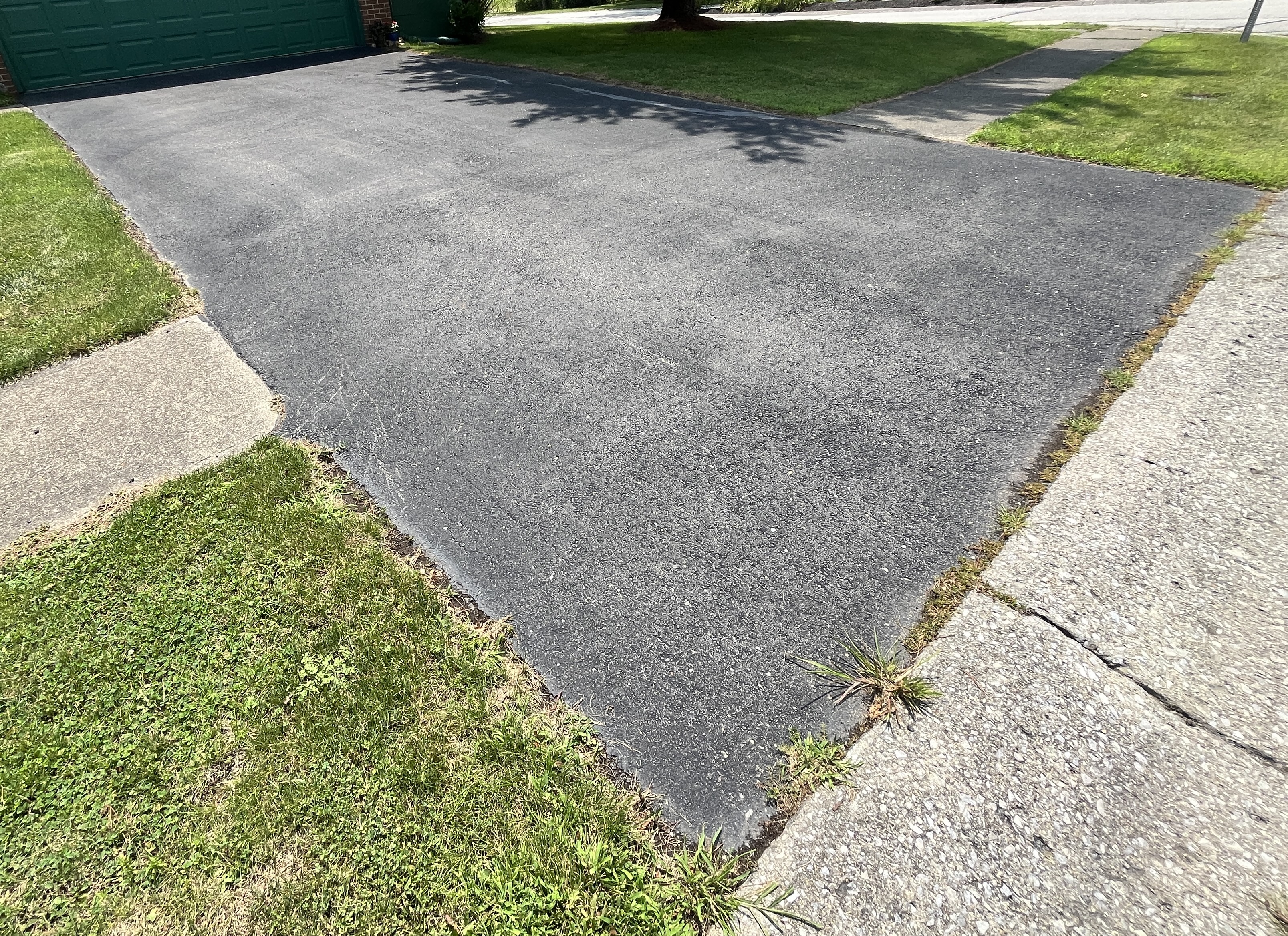 Driveway before sealcoating